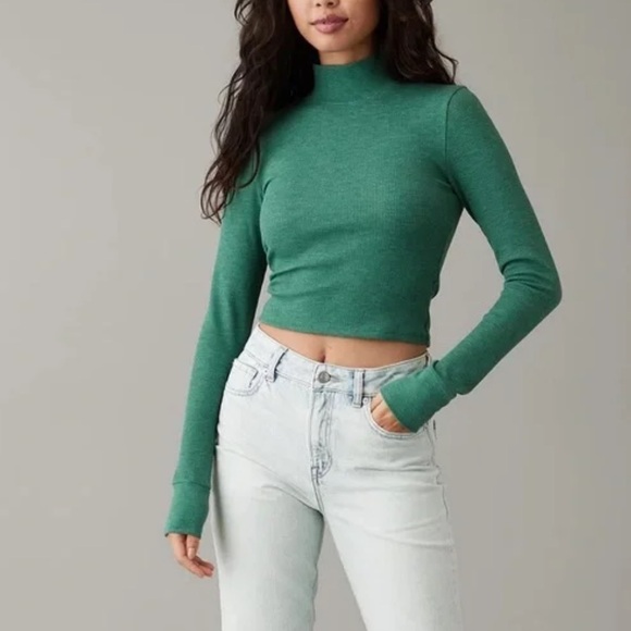 AE Green Mock Neck Long Sleeve - Picture 1 of 6